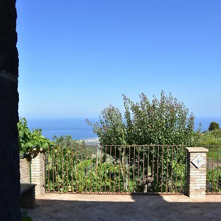 Casa Greli, Typical Sicilian House With A View *