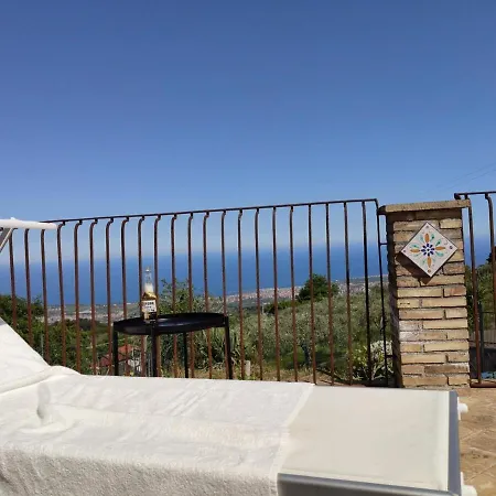 Casa Greli, Typical Sicilian House With A View Feriehus *