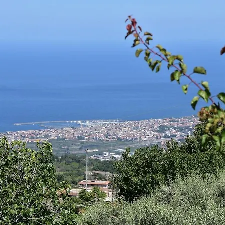 Casa Greli, Typical Sicilian House With A View Feriehus *